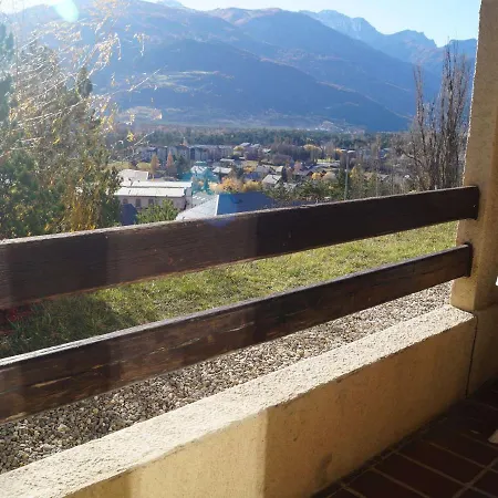 T2 A Barcelonnette, 4 Pers, Balcon Avec Vue, Parking - Fr-1-165a-104 *